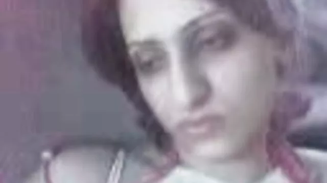 Bébé en streaming porno entier corset et bottes enculer