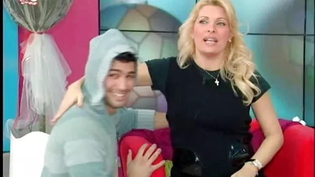 Holly film complet porno francais gratuit enfonce ce gode dans sa chatte