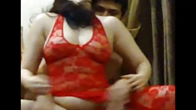 Lapdance par l'étudiante amateur tchèque films porno gratuit en français Radka