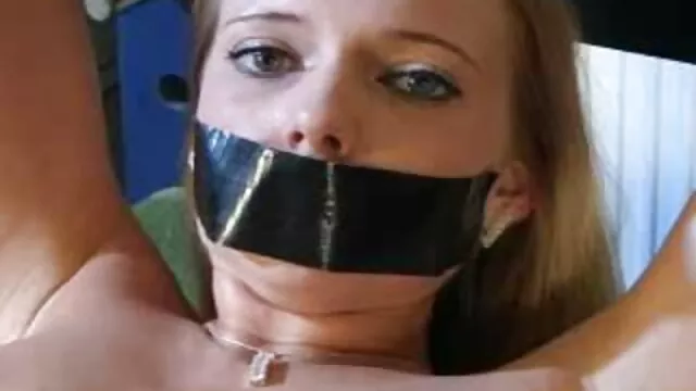 Filles porno film complet vf chaudes et excitées se mouillent et se déchaînent