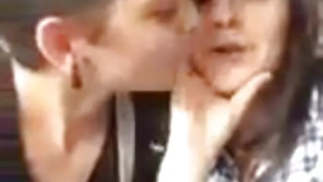 Blonde film porno en entier français mature x jeune homme